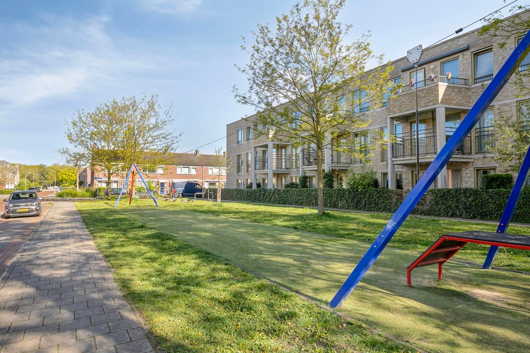 Foto 28 van Mariniersstraat 4