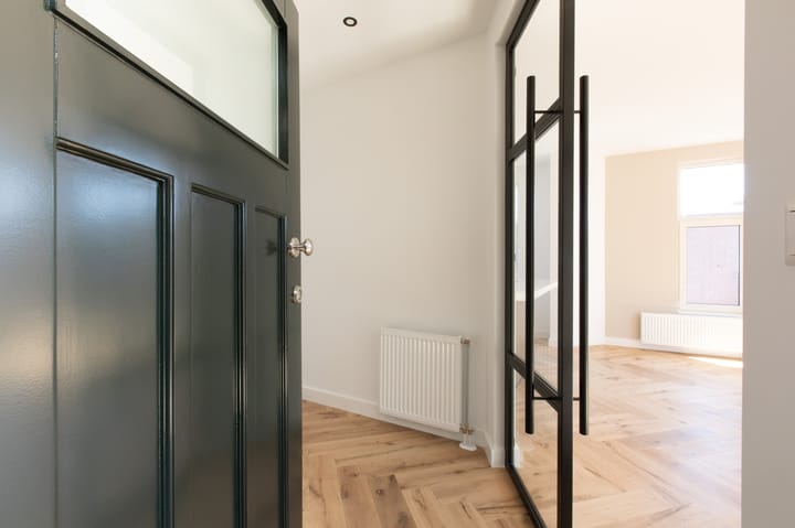 Photo 3 of Rhododendronstraat 7