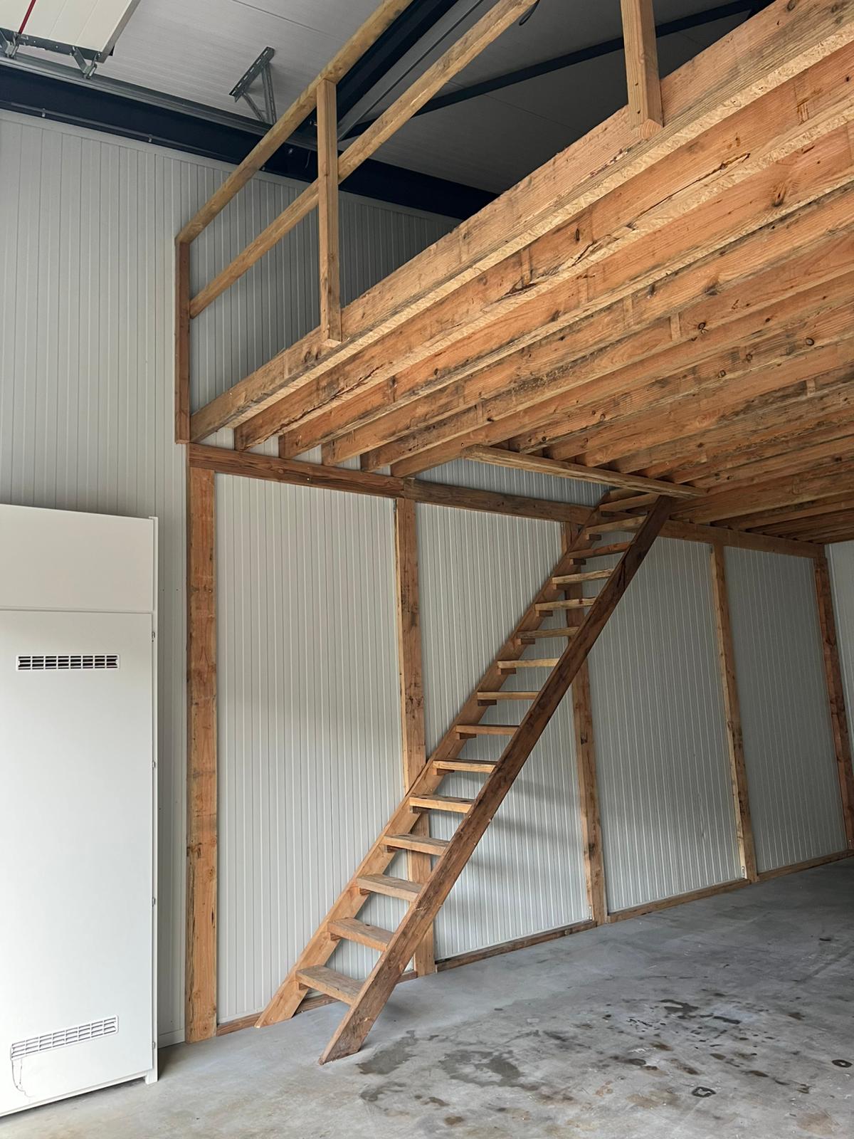 View photo 3 of Bedriuwswei 108