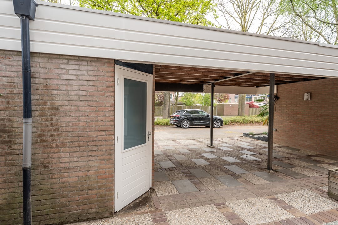 Photo 32 of Roubaixlaan 3