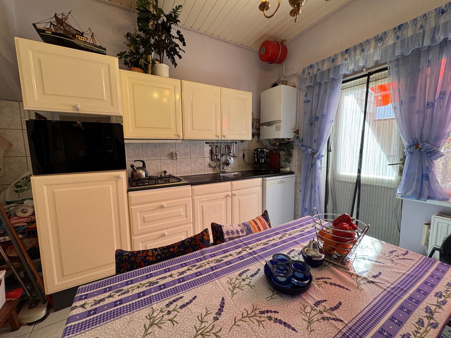 Photo 4 of Dinsdagstraat 26