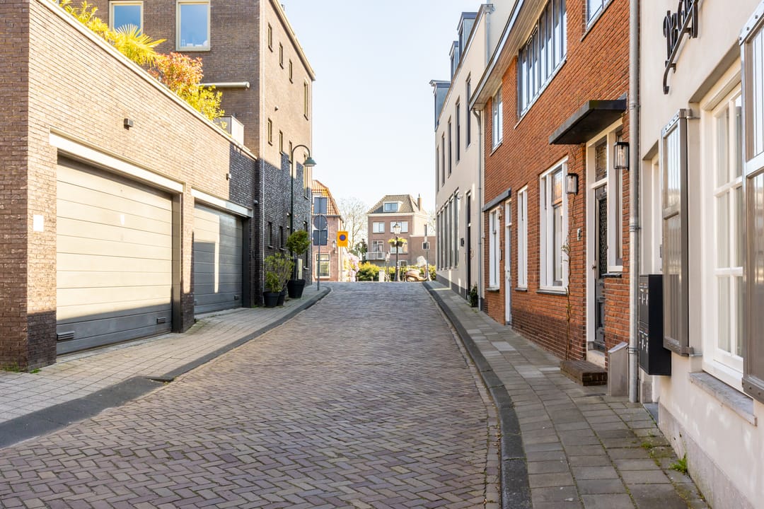 Photo 38 of Koestraat 1-A