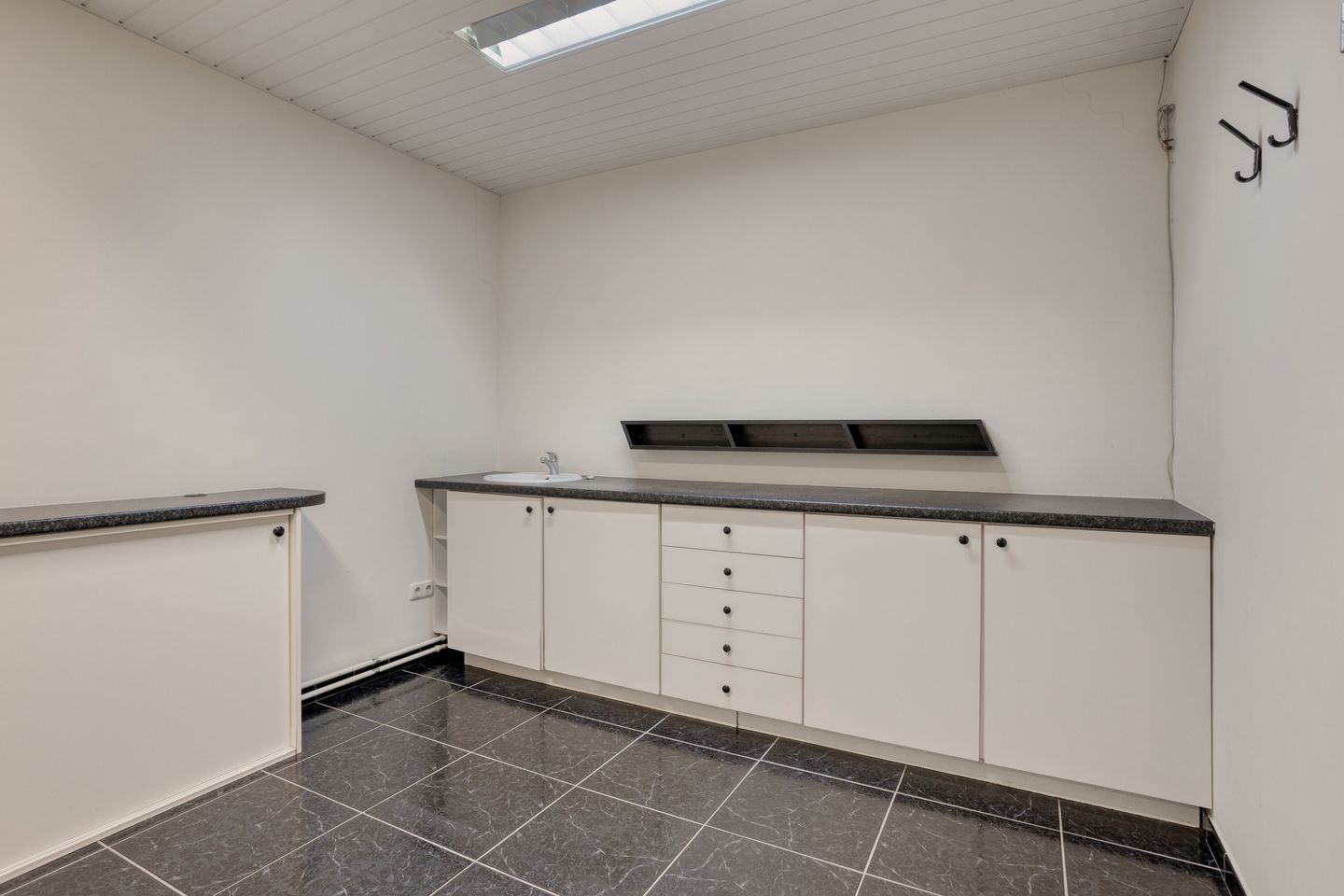 Spacious Semi-Detached Home with Versatile Extension in Baarle-Nassau — 14