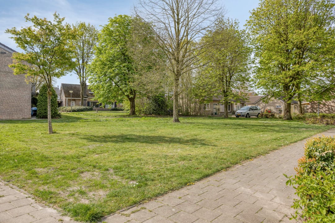 Spacious Semi-Detached Home with Versatile Extension in Baarle-Nassau — 31