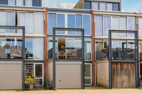 Hof van Versailles thumbnail