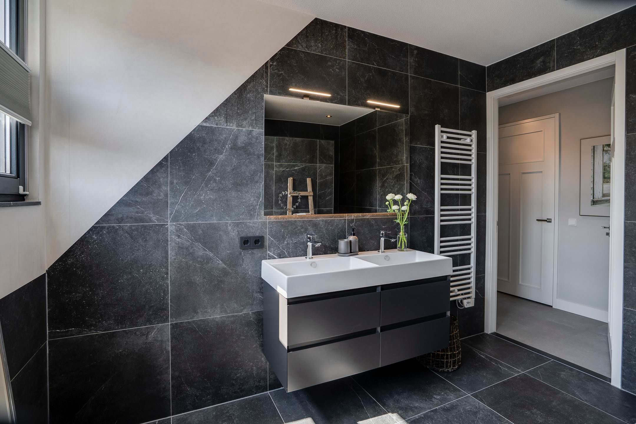 Foto 39 van Meester Achtenstraat 14