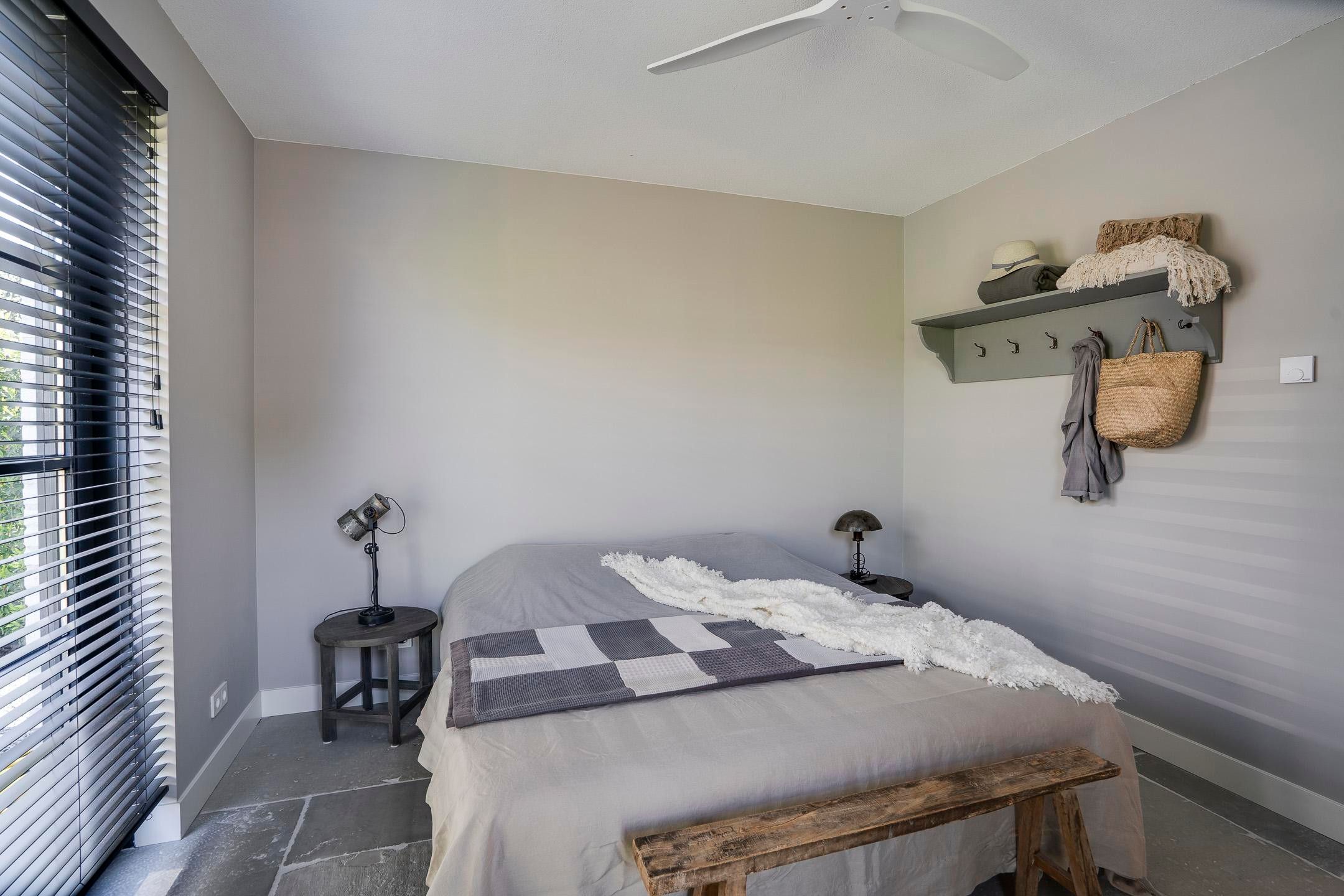 Foto 24 van Meester Achtenstraat 14