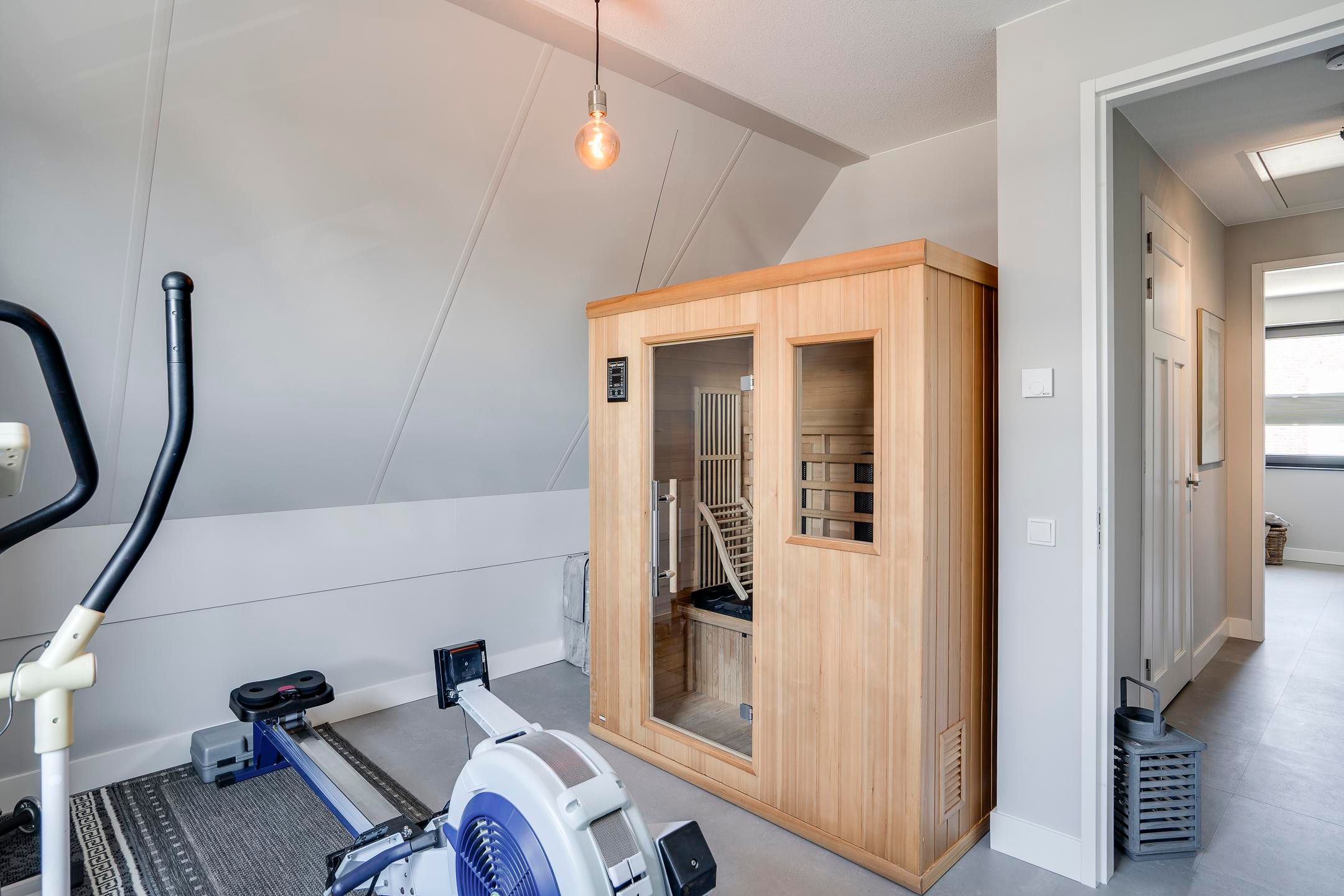 Foto 33 van Meester Achtenstraat 14