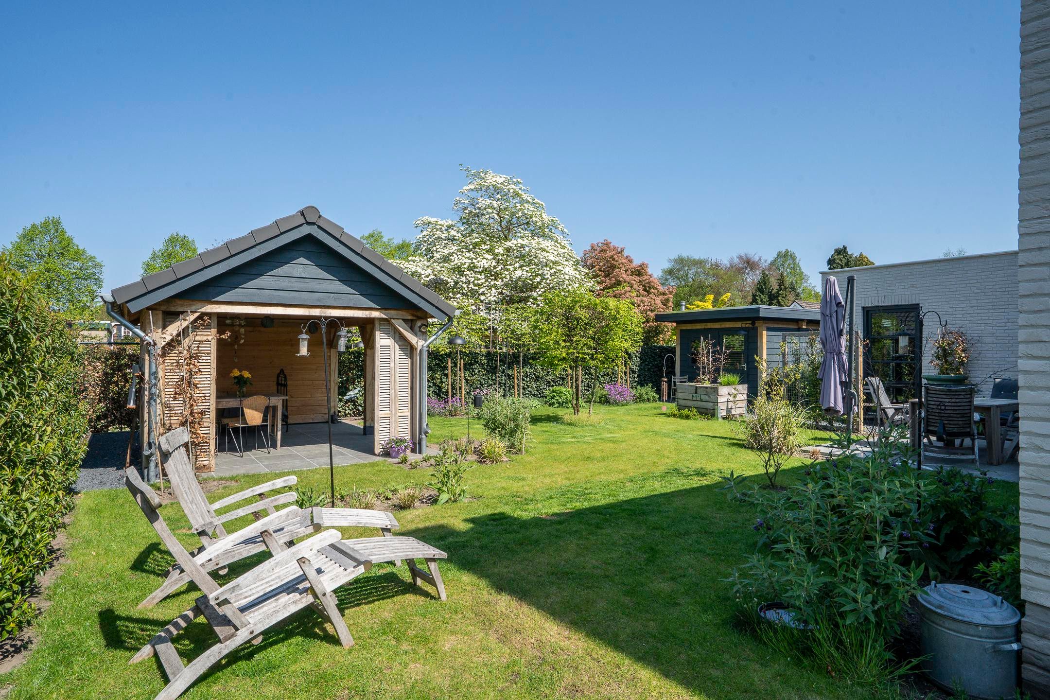 Foto 45 van Meester Achtenstraat 14