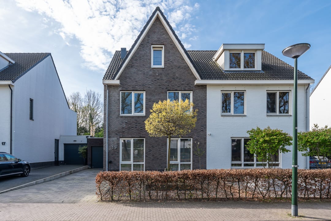 Foto 1 van Bijenlaan 19
