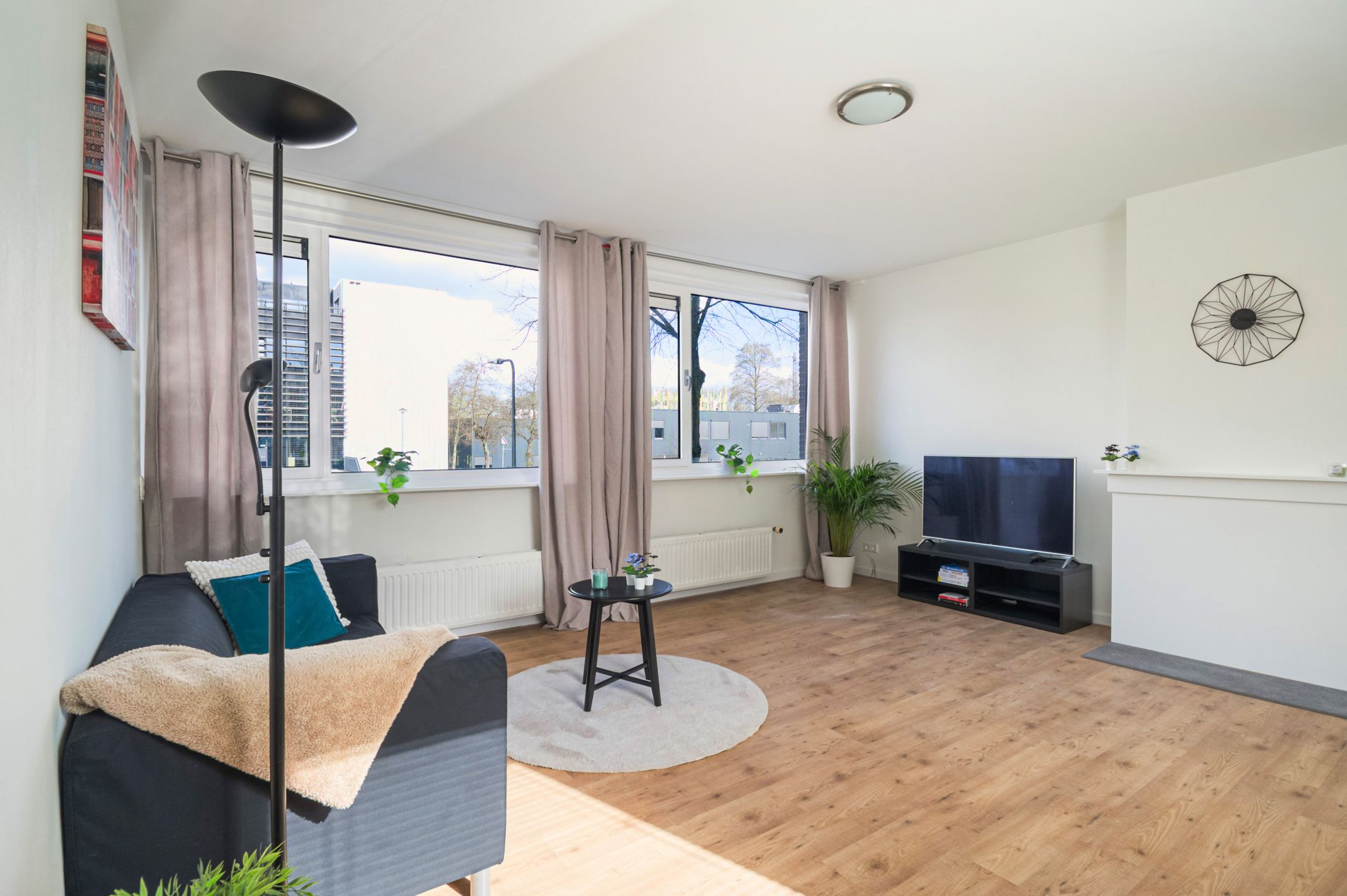 Photo 6 of Van Bijnkershoeklaan 7