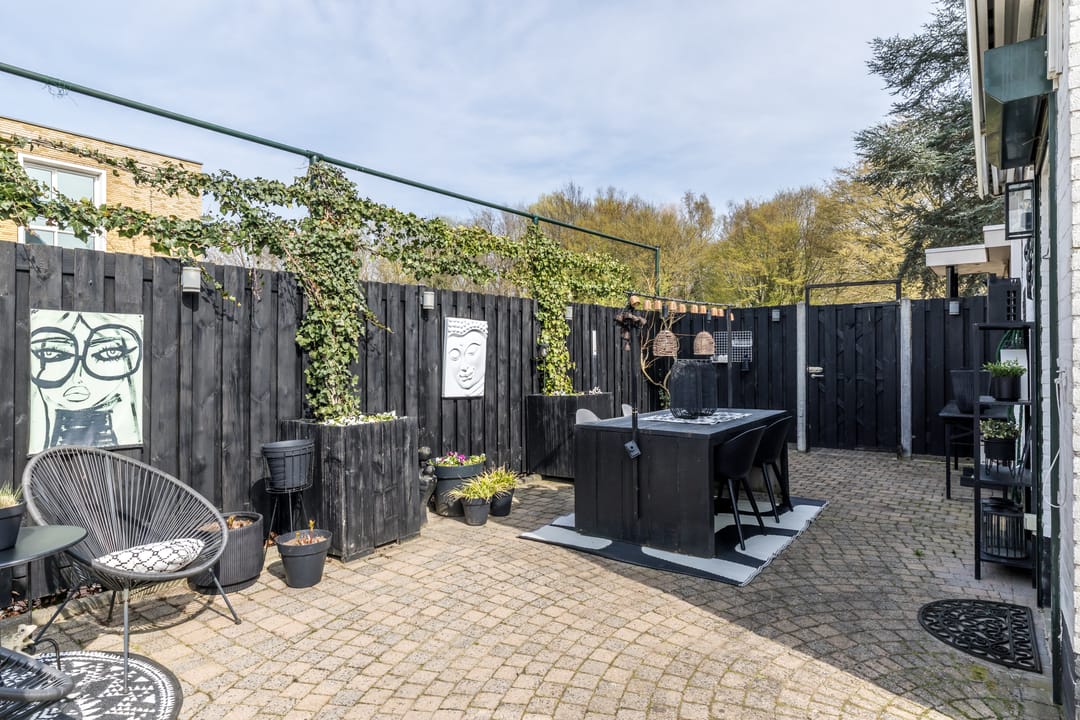 Photo 37 of Johan-Frisostraat 2