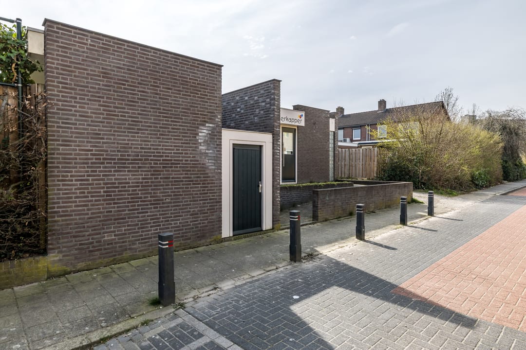 Photo 47 of Johan-Frisostraat 2