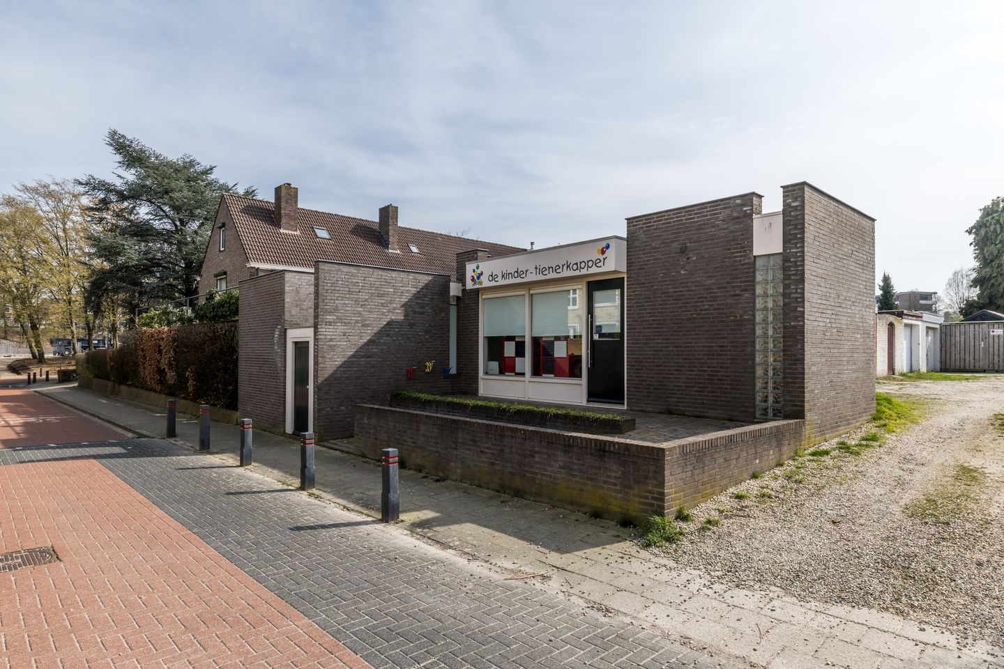 Photo 49 of Johan-Frisostraat 2