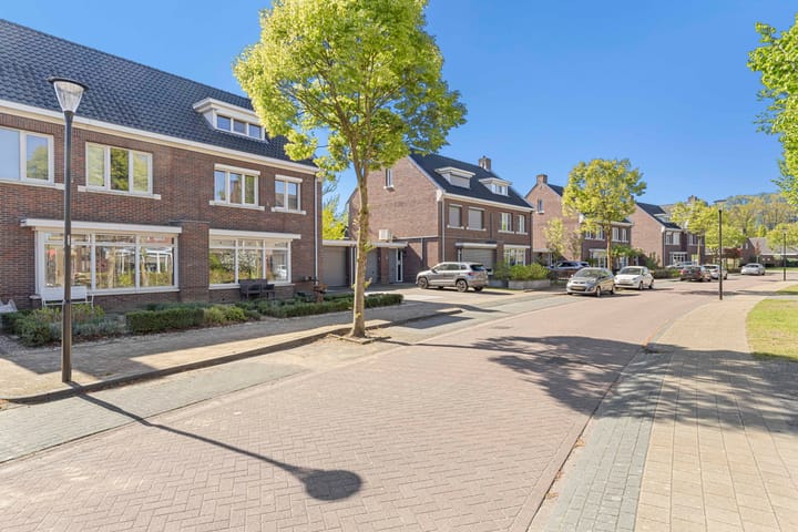 Foto 4 van Aldenhof 13