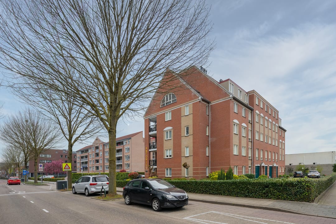 Foto 38 van Antoniuslaan 112