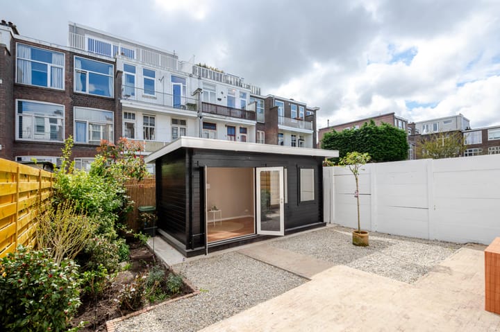 Photo 3 of Usselincxstraat 17