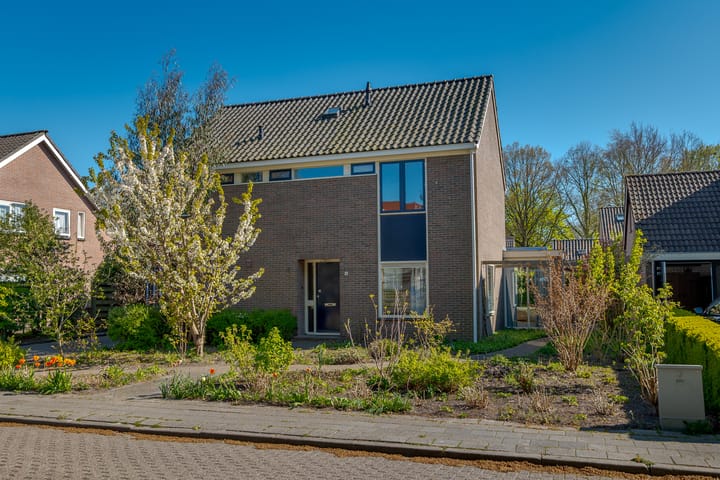 Photo 2 of Waezenburglaan 94