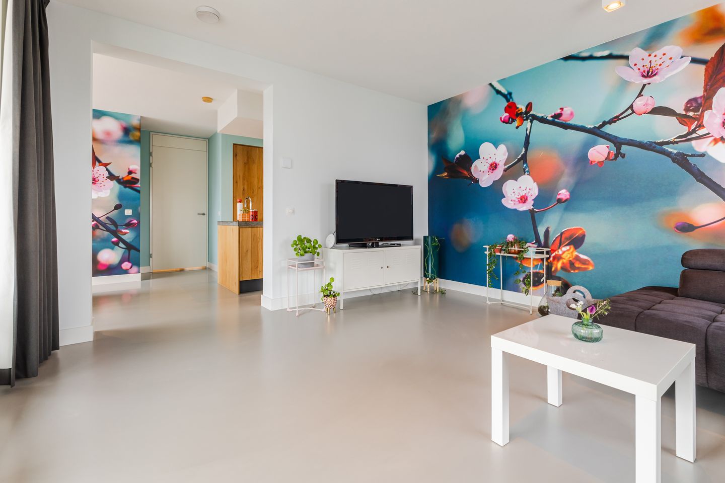 Photo 10 of Posthoornstraat 436