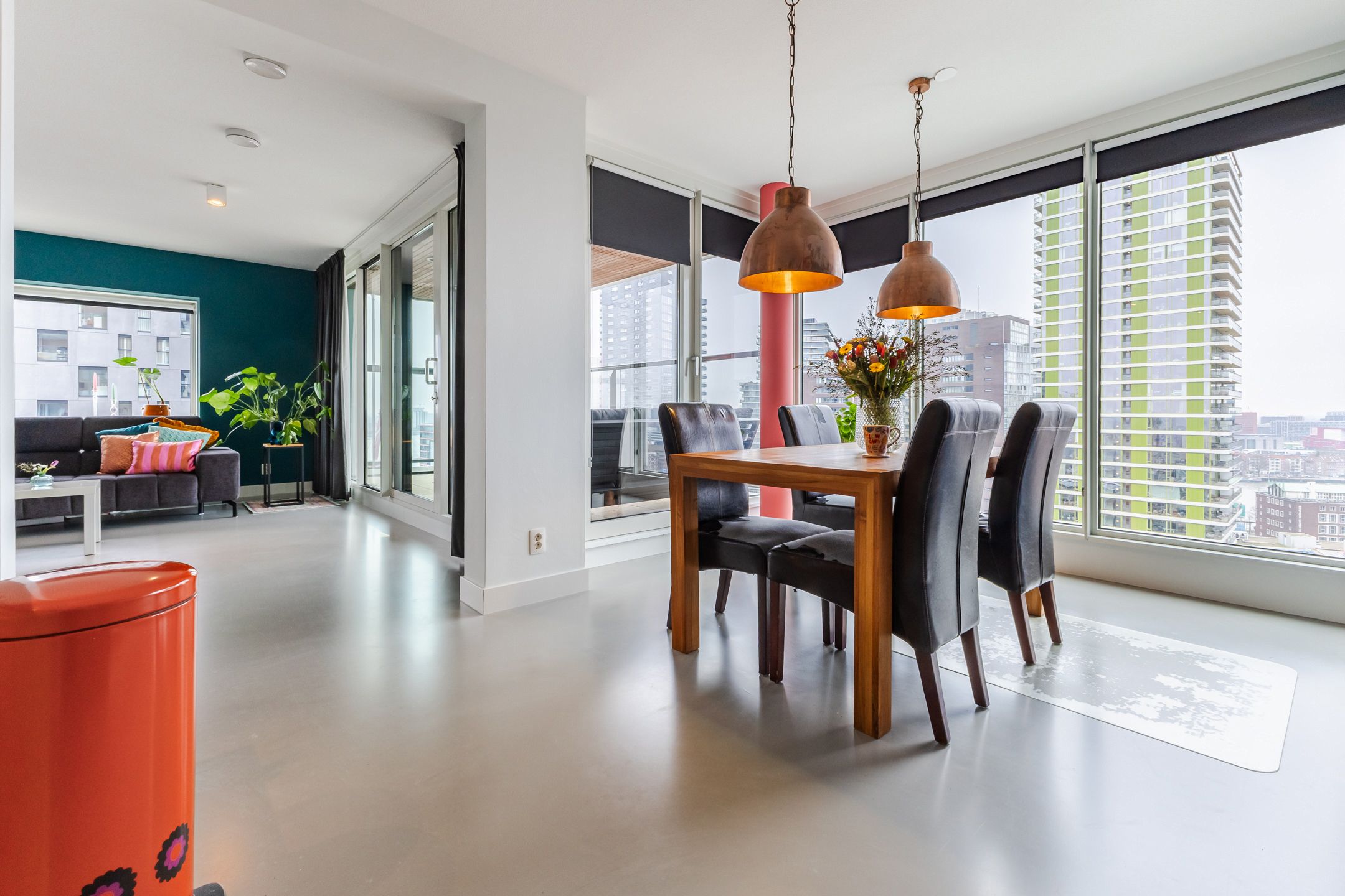 Photo 12 of Posthoornstraat 436