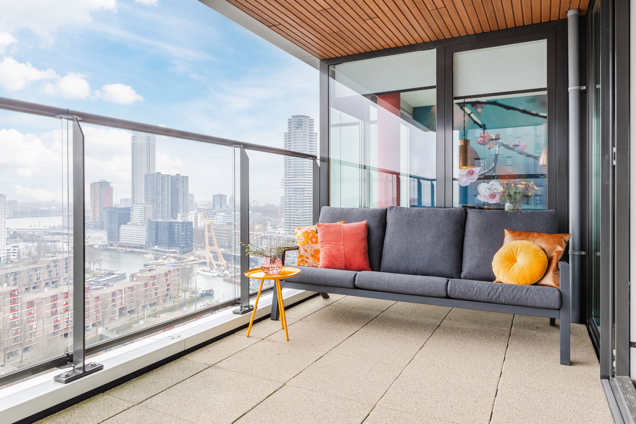 Photo 30 of Posthoornstraat 436