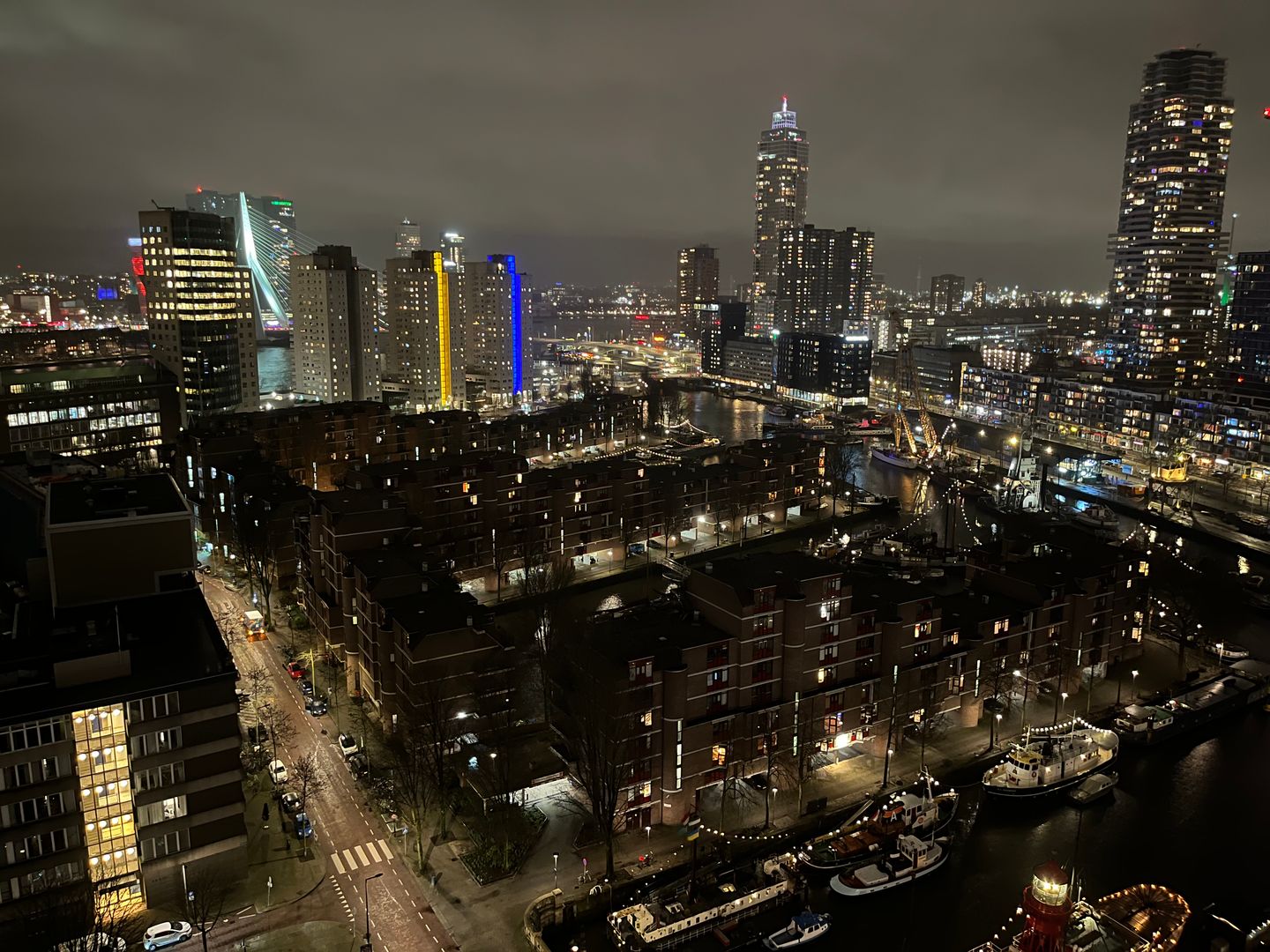 Photo 40 of Posthoornstraat 436