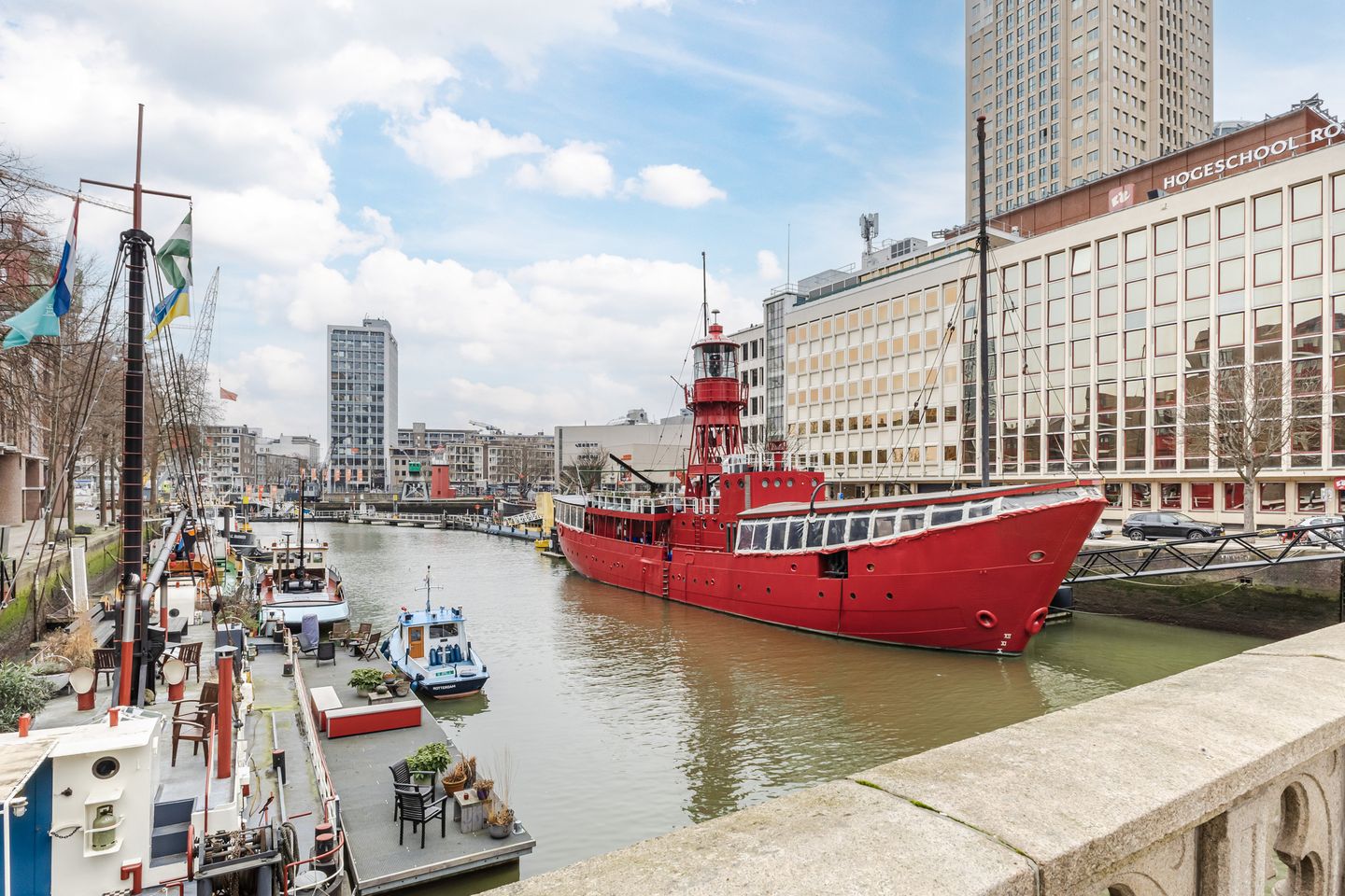 Photo 34 of Posthoornstraat 436