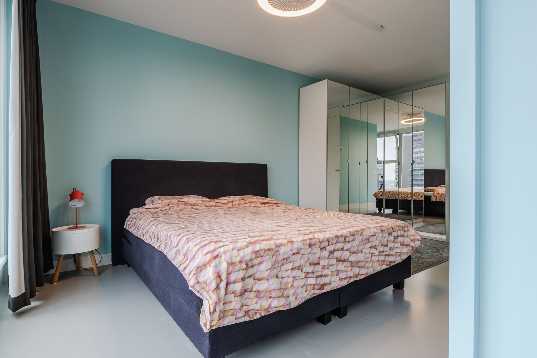 Photo 24 of Posthoornstraat 436