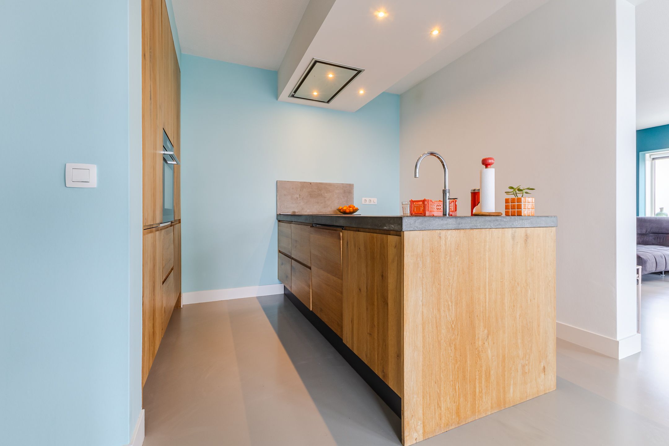 Photo 15 of Posthoornstraat 436