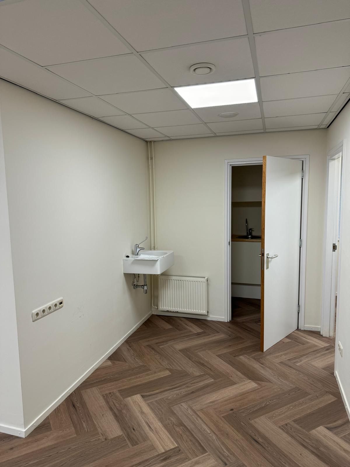 View photo 5 of Mgr. Bannenberglaan 38