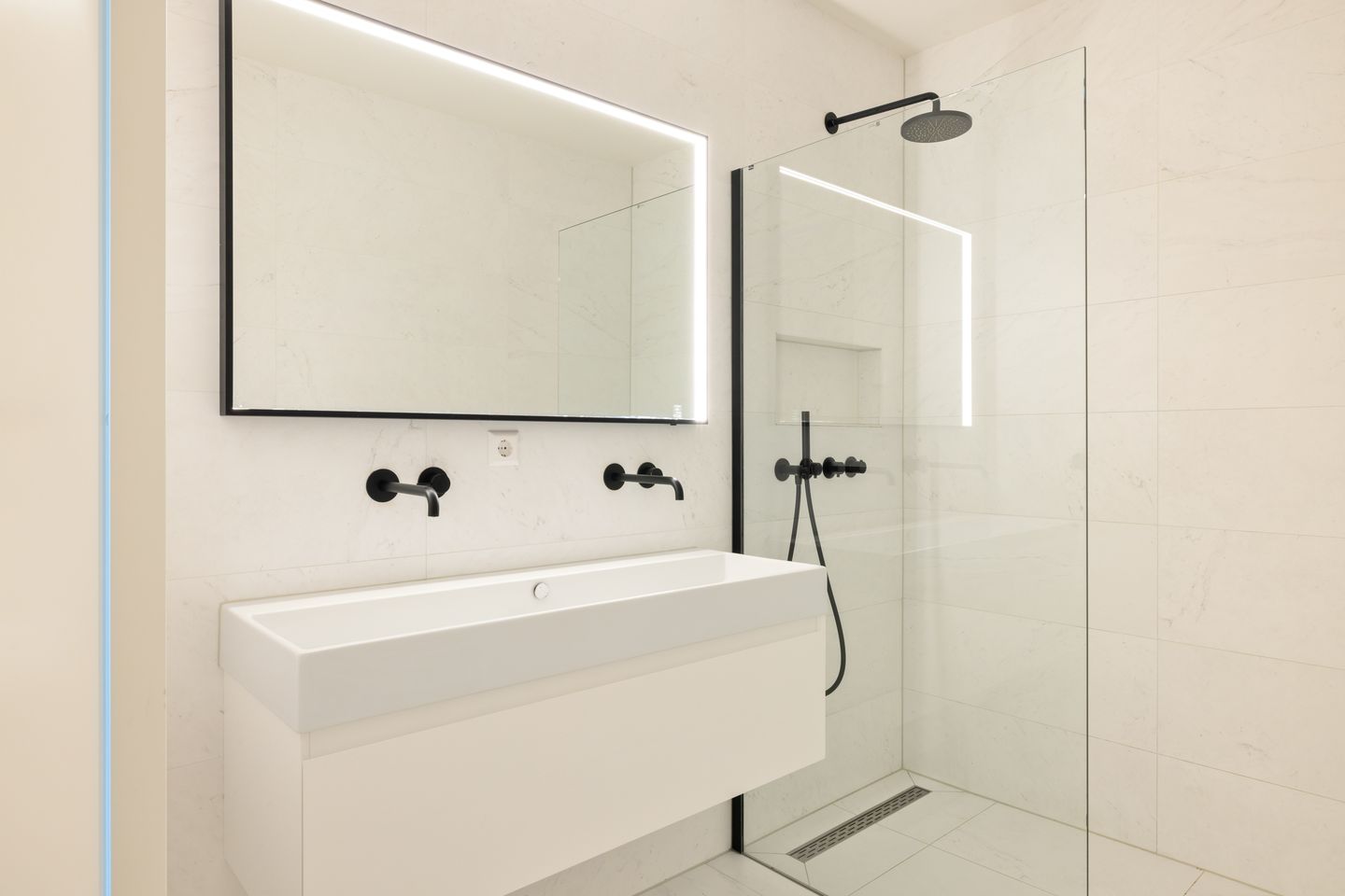 Foto 29 van Spadinalaan 605