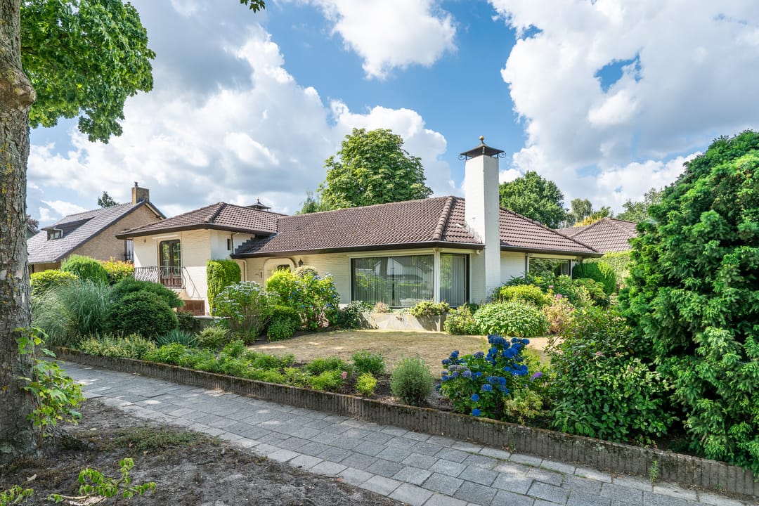 Foto 2 van Julianalaan 33