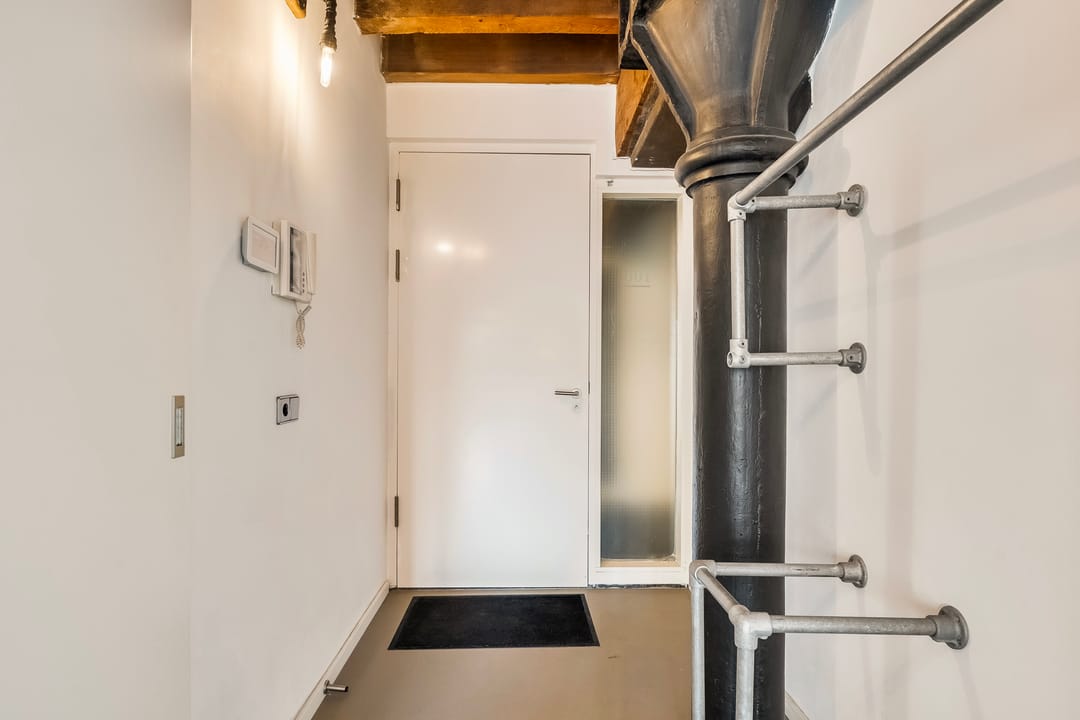 Foto 11 van Lloydstraat 106