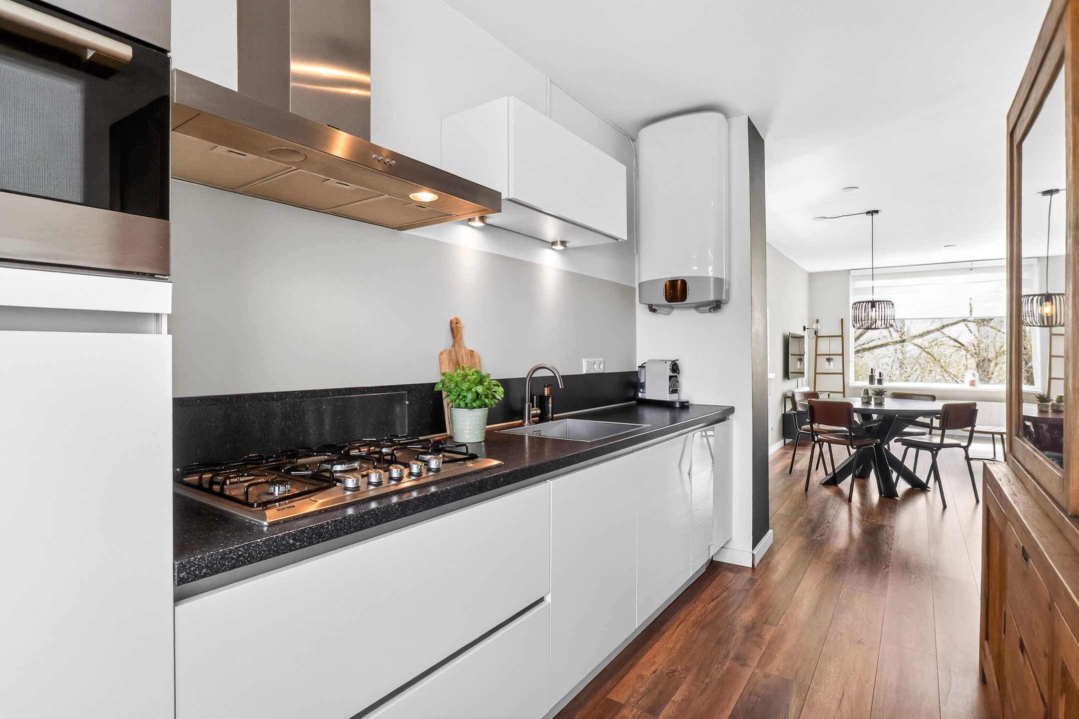 Photo 15 of Middachtensingel 98