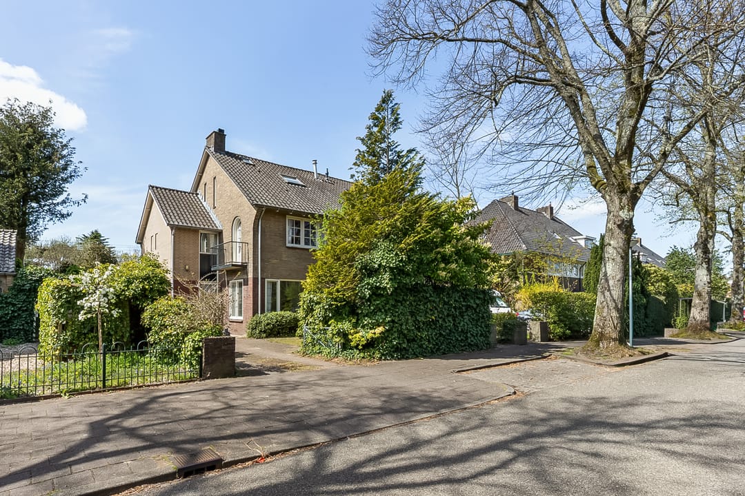 Foto 1 van Juliana van Stolberglaan 26