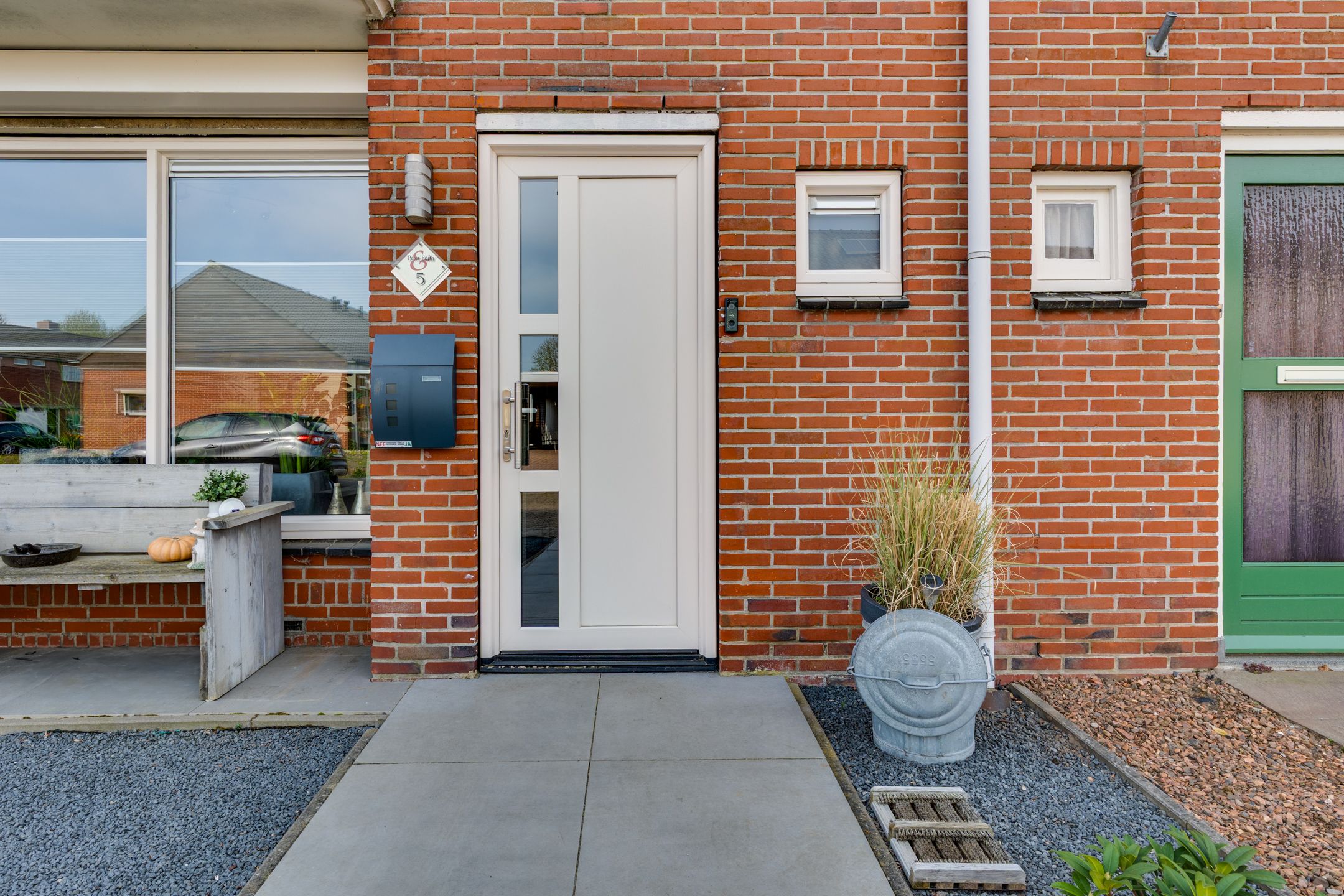 Photo 9 of Montgomerystraat 5