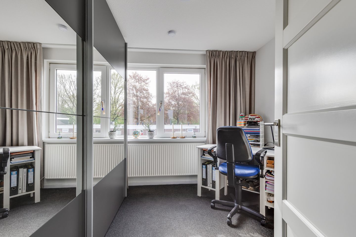 Photo 40 of Montgomerystraat 5