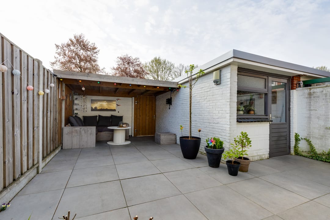 Photo 46 of Montgomerystraat 5