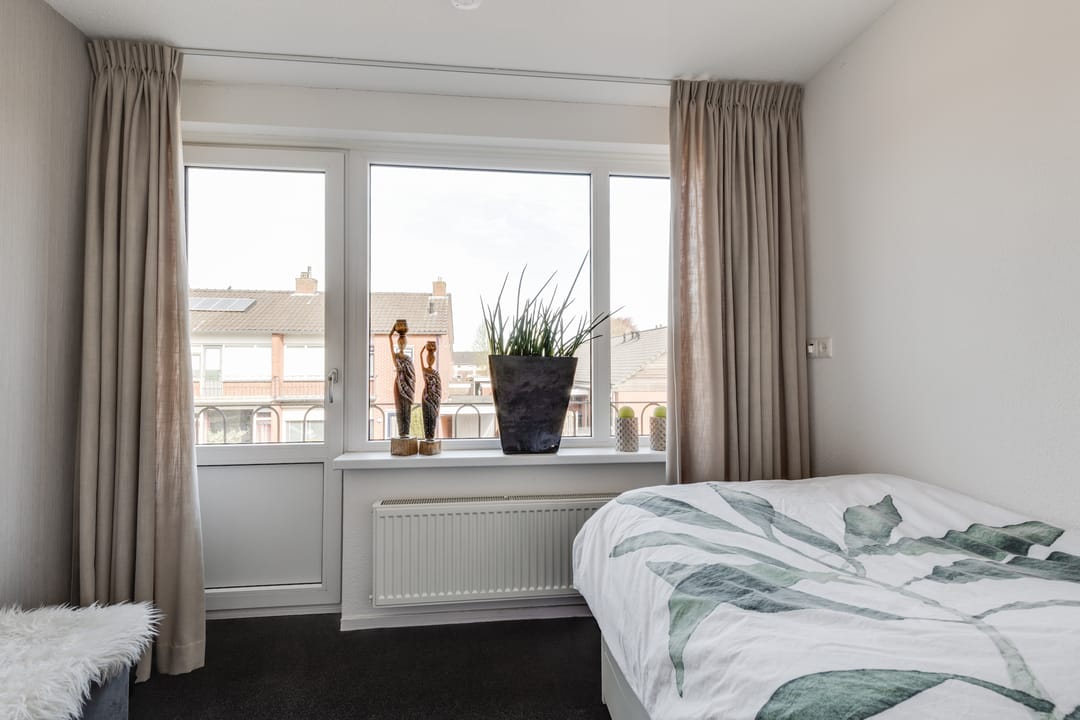 Photo 37 of Montgomerystraat 5