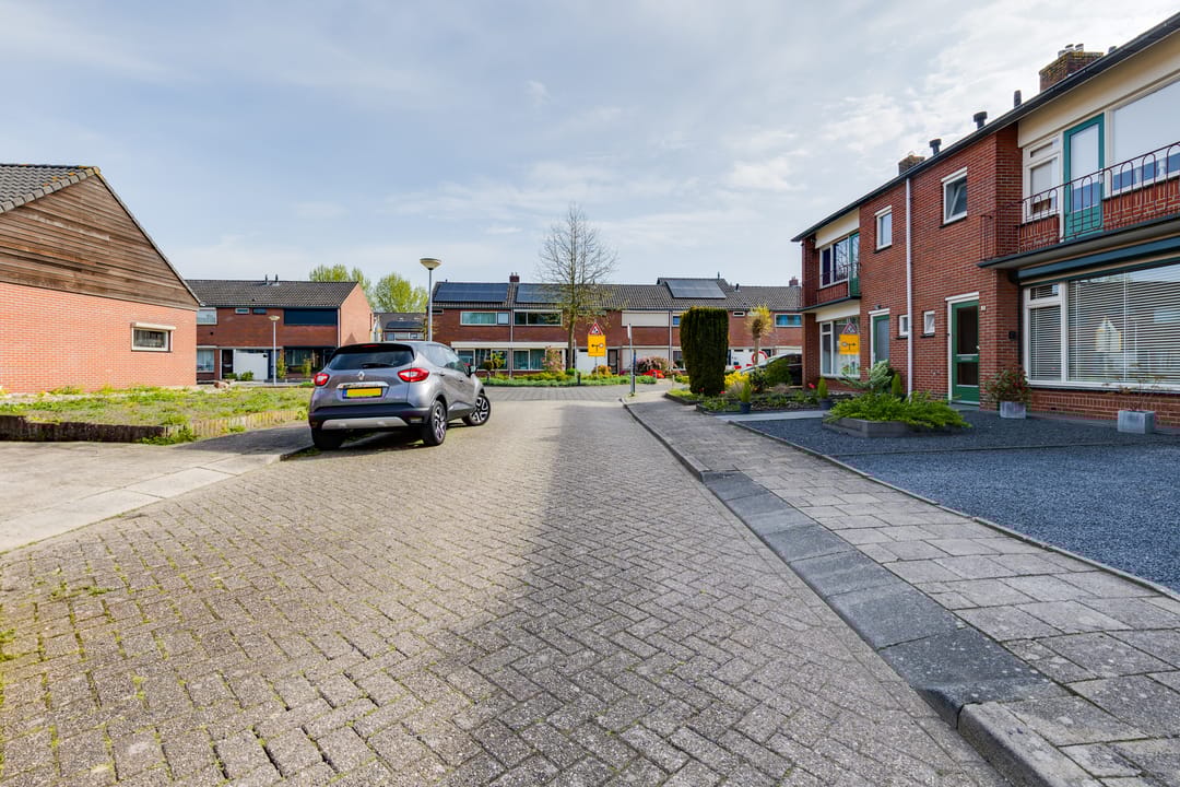 Photo 56 of Montgomerystraat 5