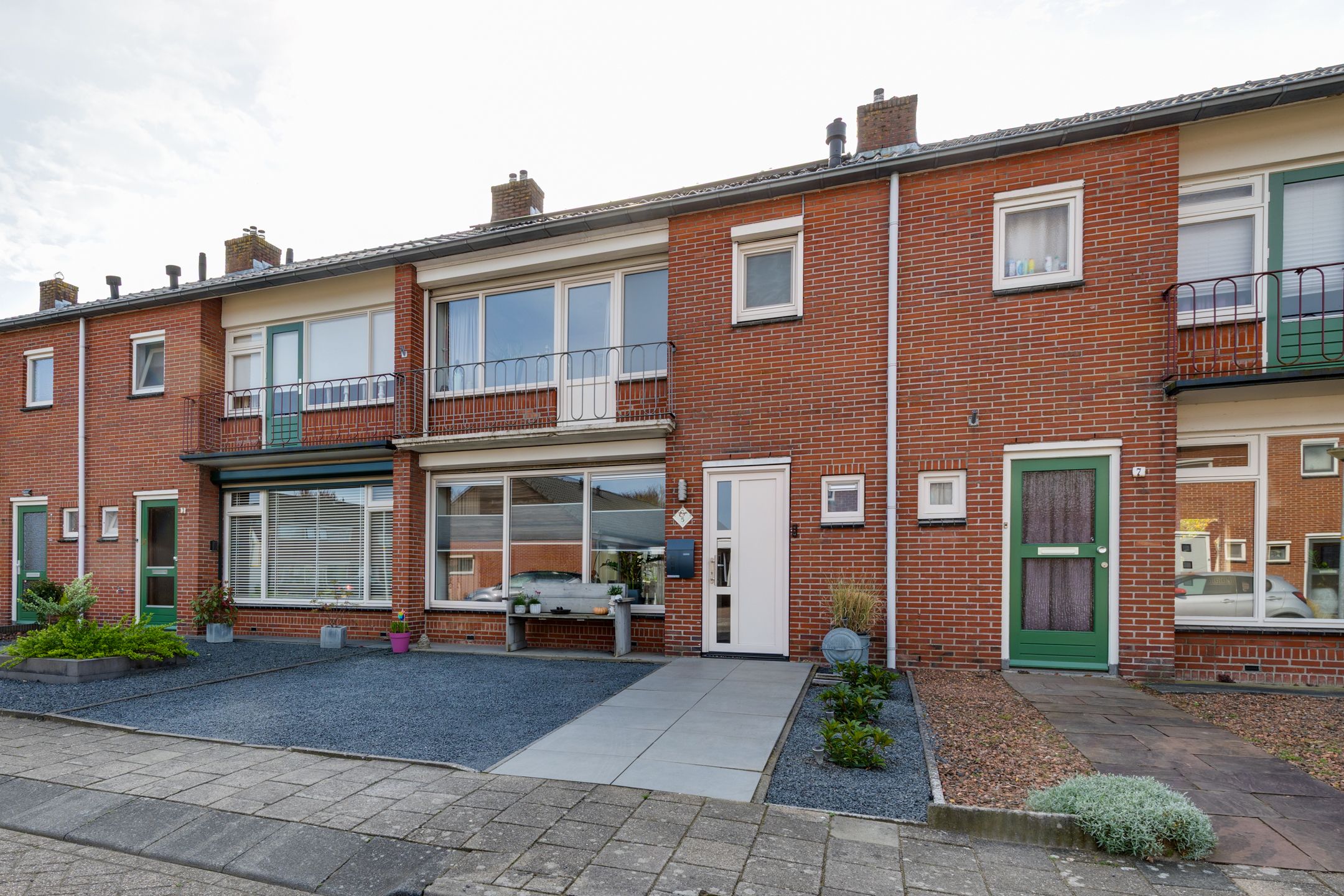 Photo 6 of Montgomerystraat 5