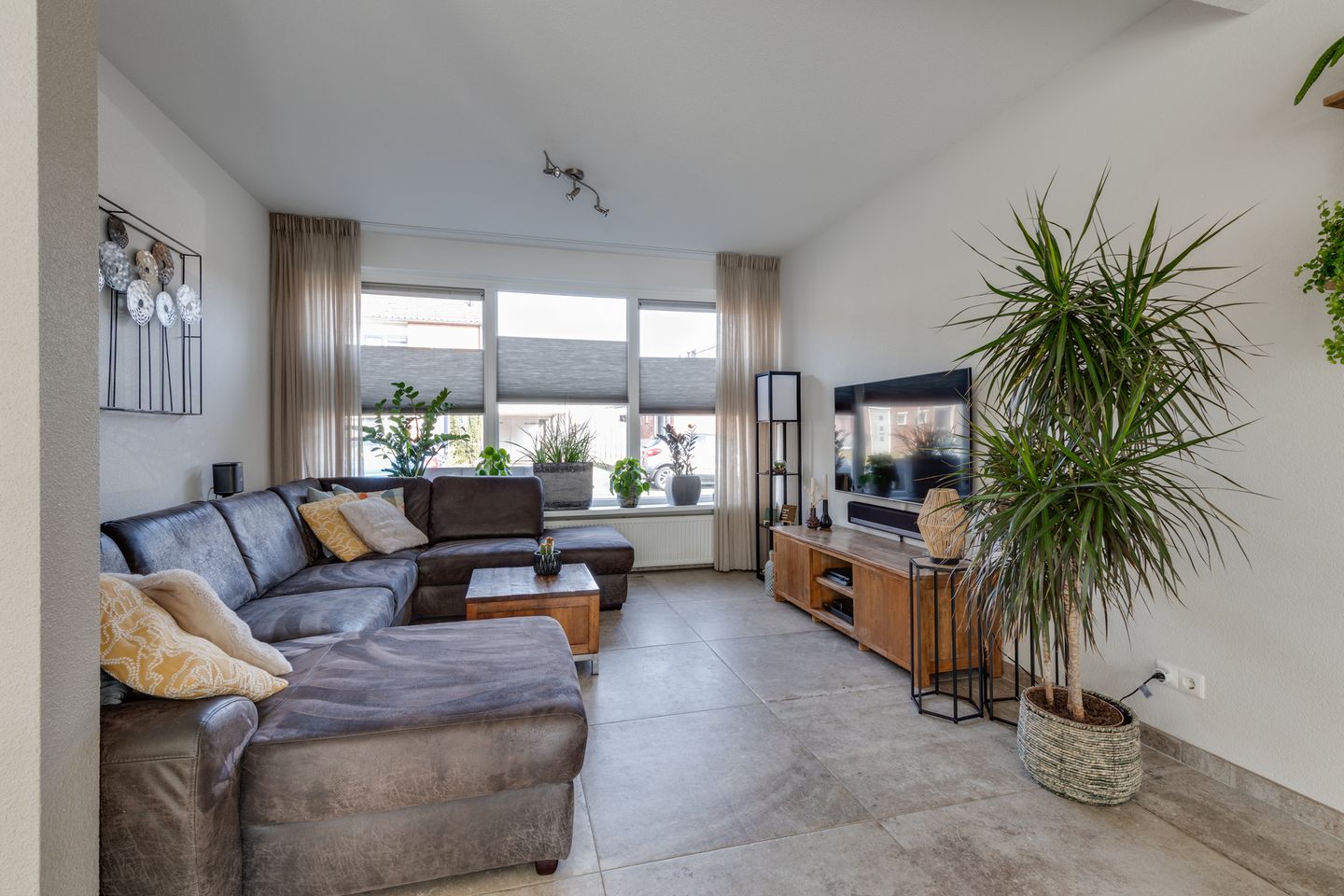 Photo 10 of Montgomerystraat 5