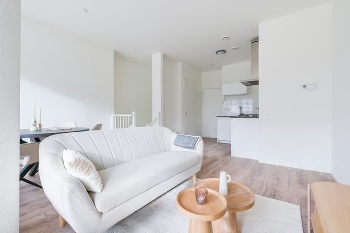 Photo 4 of Nobelstraat 19-A4