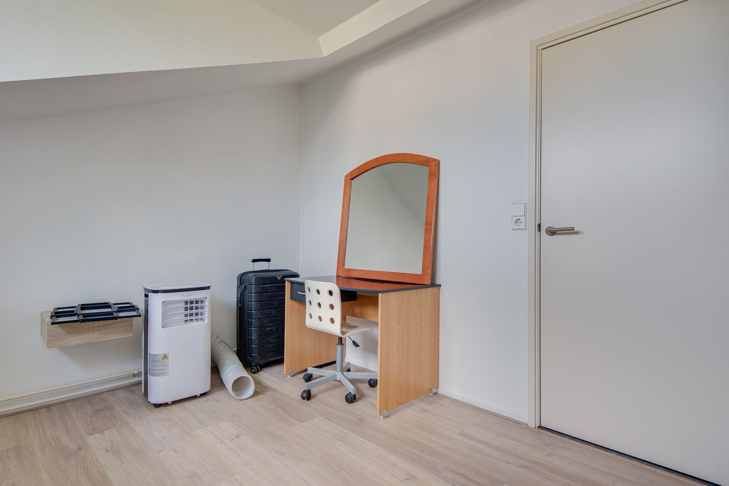 Foto 115 van Witboomstraat 42-D