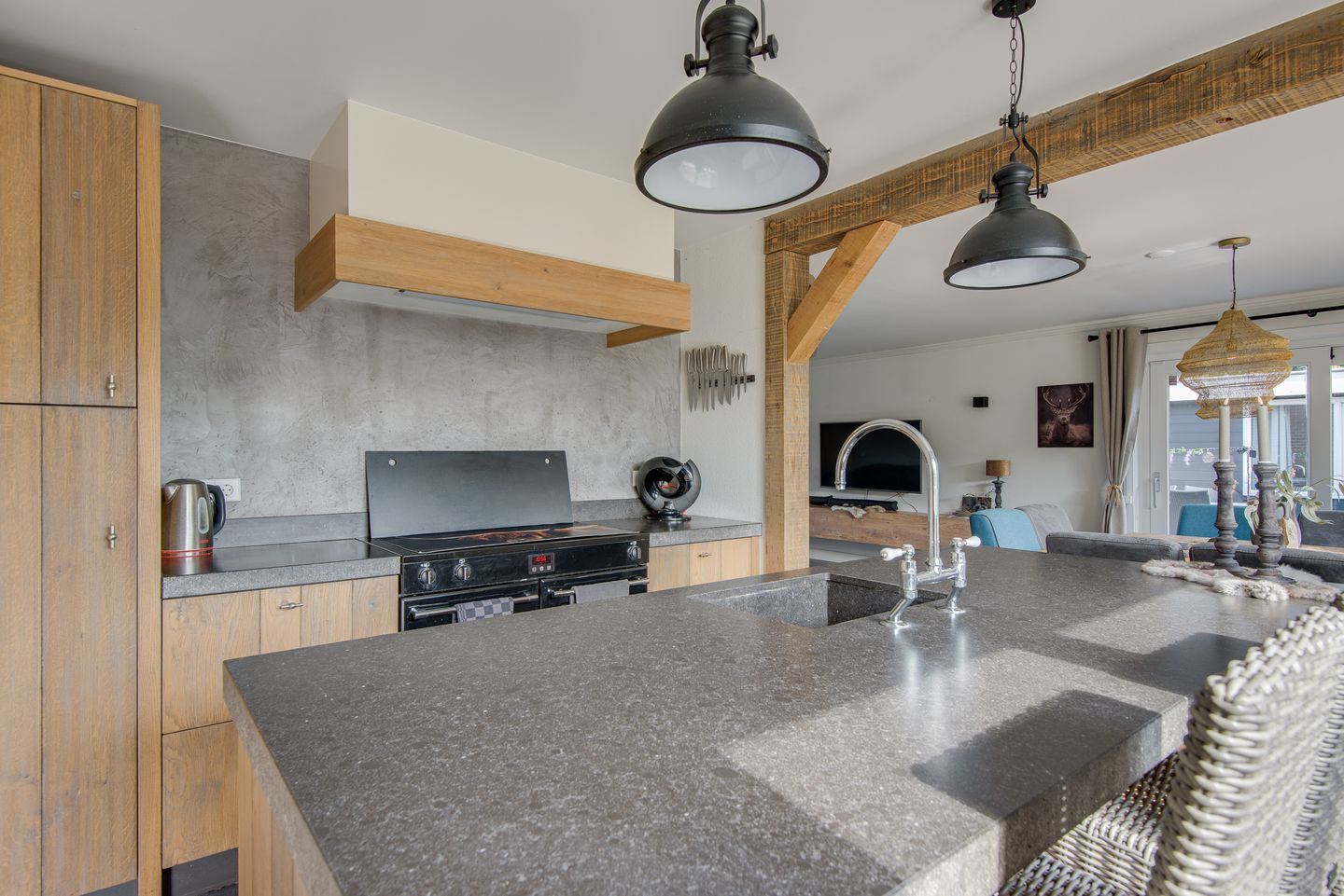 Foto 25 van Witboomstraat 42-D