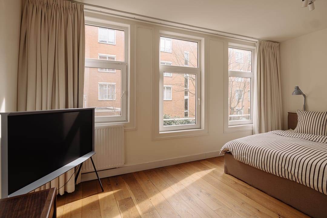 Photo 17 of Van Ostadestraat 350-H
