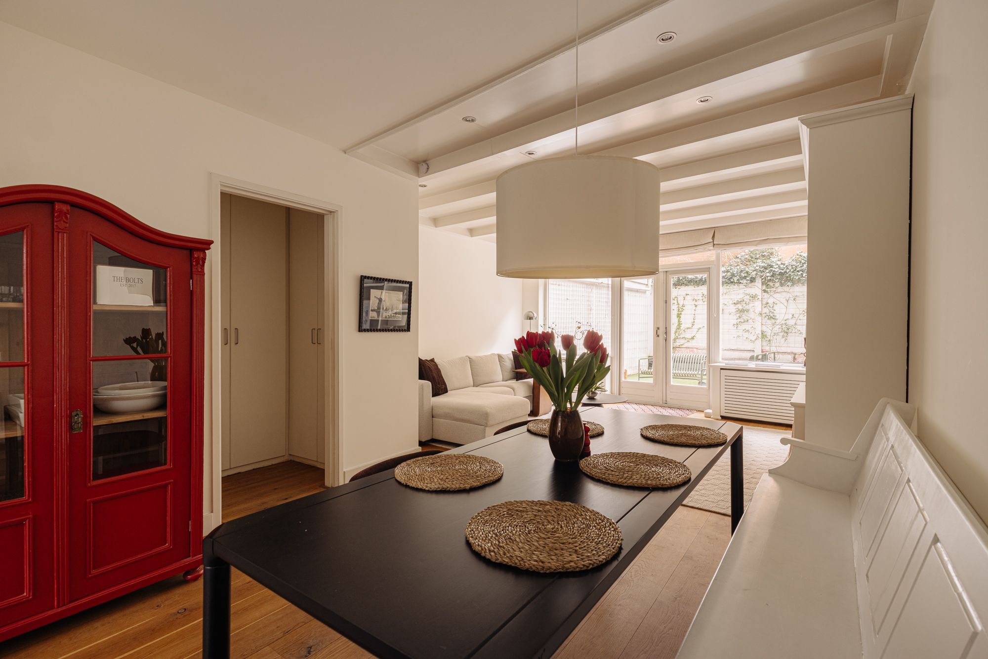 Photo 9 of Van Ostadestraat 350-H