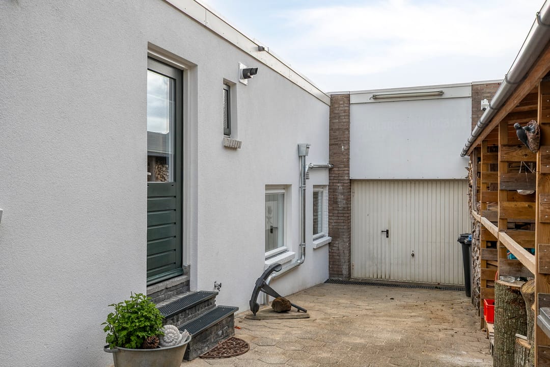 Foto 28 van Oude Vlijmenseweg 25