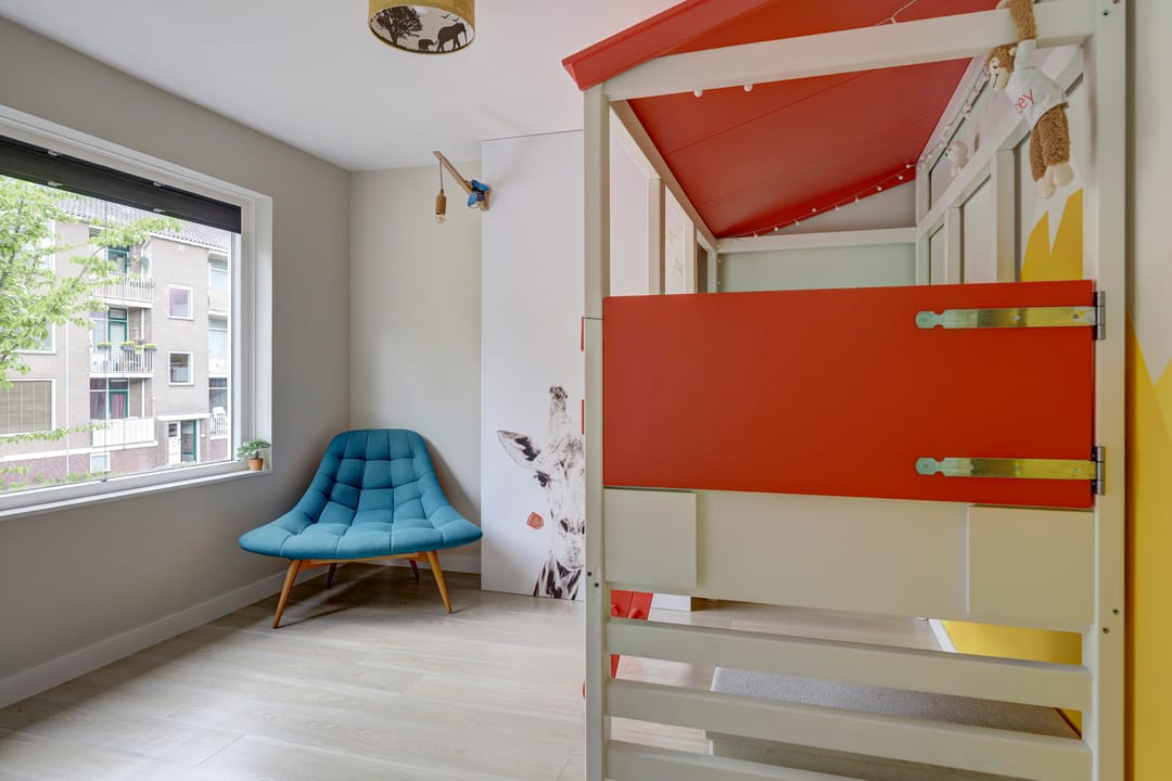 Photo 32 of van den Woudestraat 22