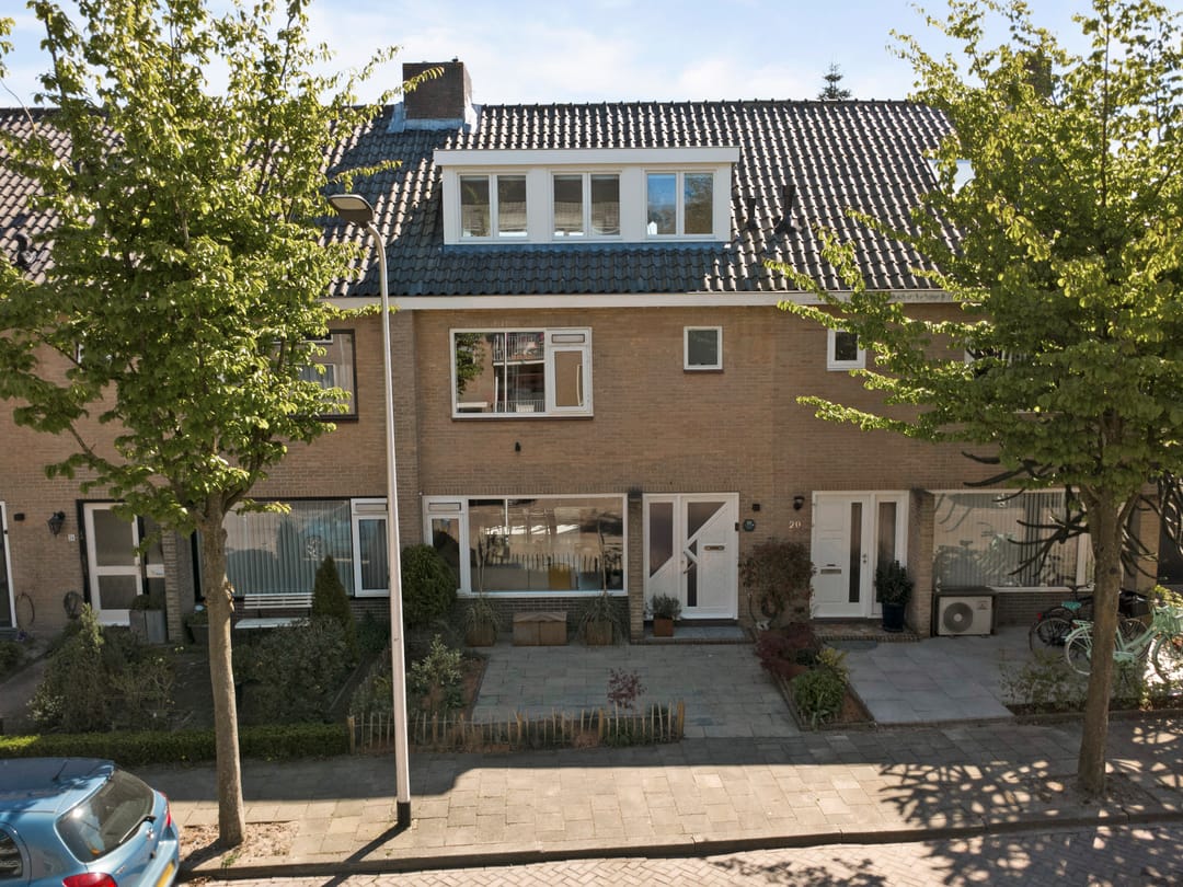 Photo 52 of van den Woudestraat 22